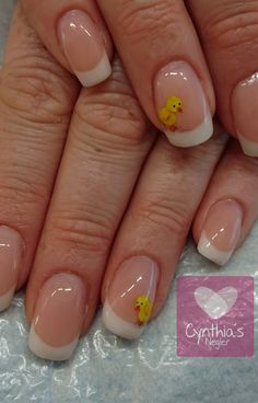 Baby Chick Nail Art, Spring Nails 2024 Easter, Easter Nails Design Spring French Tips, Neutral Easter Nails, Easter Chick Nails, Easter Theme Nails, Chicken Nails Designs, Easter Fingernails