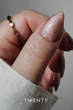 A close up of a hand with almond shaped nails wearing pink cat eye gel polish. Pink Cat Eye Nails, Nail Designs Pink, Pink Cat Eye, Classic Glam, Cat Eye Nails