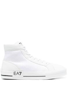 white/black logo patch to the side logo-print tongue round toe front lace-up fastening flatform sole Modern Lace-up Platform Sneakers With Logo, Logo Detail Lace-up Platform Sneakers For Streetwear, Low-top Platform Sneakers For Streetwear With Logo, Low-top Platform Sneakers With Logo For Streetwear, White Sporty Platform Sneakers With Logo, White Sole Platform Sneakers With Logo Lace-up, Casual Mid-top Sneakers With Embroidered Logo, Modern High-top Sneakers With Branded Insole, White Low-top Platform Sneakers With Logo