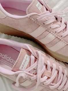 Gazelle Adidas, Pink Pinterest, Slim Jims, Trendy Shoes Sneakers, Pretty Shoes Sneakers, Cute Slippers, Adidas Pink, Girly Shoes, Shoe Inspo