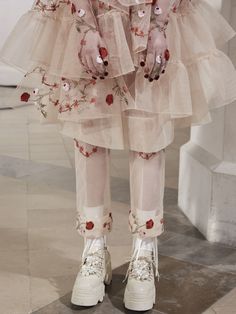 Simone Rocha Aesthetic, Moda Paris, Daily Fashion, Fashion Magazine, Fashion Inspo Outfits, Fashion Illustration