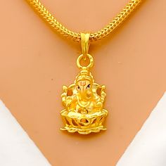 Iconic Bold 22k Gold Ganpati Pendant Ganpati Pendant Gold, Bridal Jewelry Necklace, Precious Stones Rings, Diamond Pendant Sets, Fancy Necklace, Fancy Rings, Modern Bracelets, Mens Gold Rings, Diamond Necklace Set