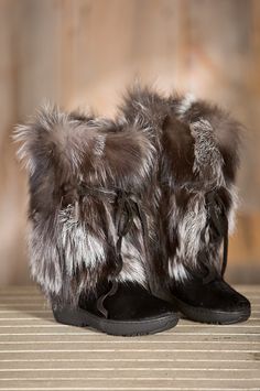 Image Native American Boots, Fox Fur Boots, Apres Ski Boots, Waterproof Suede Boots, Stylish Winter Boots, Boots With Fur, Luxury Boots, Sheepskin Boots, Leather Riding Boots