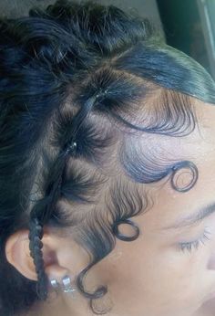 Ideias De Baby Hair, Edges Ideas, Styles For Curly Hair, Quick Curly Hairstyles, Natural Hair Bun Styles, Mixed Curly Hair, Quick Natural Hair Styles, Edges Hair, Cute Curly Hairstyles