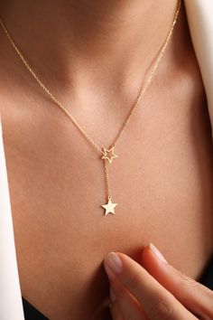 Star Charm Necklace, Tiny Star Necklace, Super Star Necklace, Star Choker, Stars Necklace, Layering Necklace, Gift for Her, Christmas Gift - Etsy.de Party Star Charm Necklaces, Party Necklaces With Star Charm, Party Necklace With Star Charm, Silver Star Print Necklace, Silver Star Print Necklace For Gift, Gold Star Charm Necklace For Party, Silver Necklace With Star Print For Gift, Silver Star Print Necklace Perfect For Gift, Star Print Jewelry As A Gift