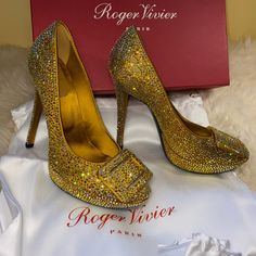 New With Box And Dust Bag Authentic Roger Vivier Satin Pumps With Rhinestones All Over The Shoes.Super Sparkly In Person.In Beautiful Lime Color.Made In Italy.Women Size 36.5.Platform Height Is About 1 Inch And Heels Is About 5 Inches As Reference. Luxury Rhinestone Heels For Gala, Luxury Gold Heels With Rhinestones, Luxury Bedazzled Heels For Formal Occasions, Luxury Heels With Rhinestones For Events, Luxury Rhinestone Heels For Events, Luxury Rhinestone Heels For Event, Luxury Heels With Bling And Round Toe, Luxury Heels With Bling, Luxury Bling Heels With Round Toe