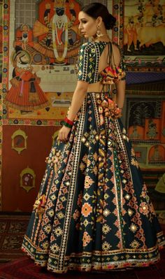 Rajasthan Blouse Design, Garba Fits, Patola Lehenga, Orang India, Best Indian Wedding Dresses, Latest Bridal Lehenga