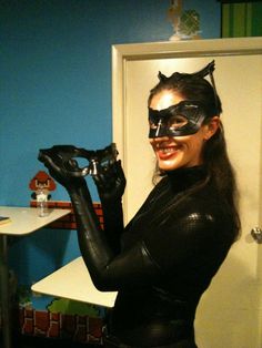 Made to Order:  Leather Catwoman Mask, The Dark Knight Rises. via Etsy. Catwoman Masks, Cat Woman Mask, Catwoman Goggles, Villain Cosplay, Punisher Cosplay, Woman Cat Mask, Catwoman Mask, Catwoman 1966 Cosplay, Woman Mask