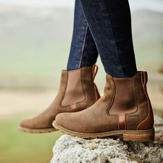 Ariat Booties, Forest Clothes, Womens Casual Boots, Womens Waterproof Boots, Ariat Boots, Country Boots, Chelsea Boot, Waterproof Boots, Boots Outfit