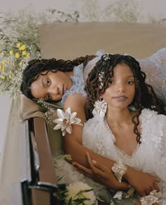 Chloe Halle, Chloe And Halle, Chloe X Halle, Photographie Portrait Inspiration, Dakota Johnson, 인물 사진, Black Culture, Shakira, Black Is Beautiful