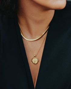 Lucy Williams Medium Engravable Roman Arc Coin Necklace | 18k Gold Plated. Inspired by Ancient Iconography, the Inspiration for this Lucy Williams X Missoma Collection Came After a Trip to Italy. This Design Features an Engravable 18K Gold-Plated Coin Depicting an Ancient Roman Icon, Partially Encased by a Statement Roman Arc. Layer for Less When Bought as a Set Lucy Williams Roman Coin Malachite Necklace Set. Please Note: Engraving Items May Take 2 Working Days to Process. Pendant Metal: 18K Gold Plated on Brass Pendant Dimensions: 22mm X 27 mm Chain Metal: 18K Gold Vermeil on Sterling Silver Medium Rope Chain: Total Length 500mm with Continuous Extensions from 460mm - 500mm Weight: 7g Product Code: Rc-G-N8-Ns-Ch5-R Elegant 14k Gold Medallion Jewelry, Elegant Gold-plated Medallion Jewelry, Elegant Coin Pendant Jewelry As Gift, Elegant Pendant Chain Necklace In Recycled Gold, Elegant Recycled Gold Pendant Chain Necklace, Gold Plated Coin Pendant Jewelry, Elegant Tarnish-resistant Medallion Necklace, Yellow Gold Coin Necklace Gift, Elegant Gold-tone Round Pendant Coin Necklace