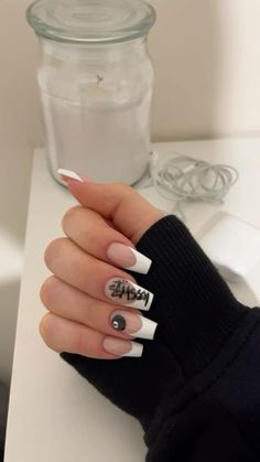 Streetwear Fashion Nails, Streetwear Nails Designs, Travis Scott Nails, Street Wear Nails, Nails Street Style, Street Style Nails, Nails Streetwear, Streetwear Nails