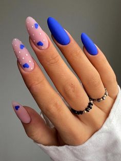 matte long royal blue nails with heart accent Royal Blue Nails Designs, Nail Art Bleu, Matted Nails, Blue Matte Nails, Royal Blue Nails, Nails Arts, Blue Acrylic Nails, Nails Now, Matte Nails Design