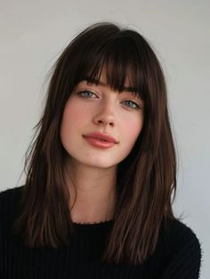 42 Inspiring Mid-Length Haircuts with Bangs for Every Face Shape and Style Rich Brunette Hair, Fine Hair Bangs, Soft Blonde Hair, Haircuts 2024, Shaggy Long Hair, Dark Brunette Hair, Haircuts Ideas, Fine Straight Hair, Bangs For Round Face