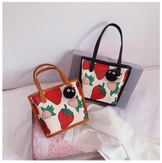 25 21, Strawberry Print, Hand Bag, Canvas Bag, Canvas Size, Purse Wallet, All Over The World, Small Businesses, Wallet