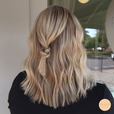 Blond Sombre, Beige Balayage, Beige Blonde Hair, Summer Blonde Hair, Blonde Hair Transformations, Hair Color Options, Cool Blonde Hair, Blonde Hair Inspiration, Balayage Hair Blonde