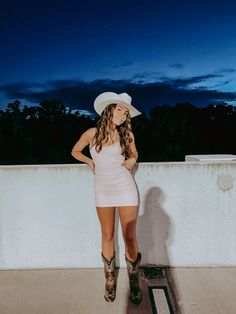 Hoco Dresses With Cowgirl Boots, Prom Dress And Cowboy Boots, Western Homecoming Dresses Cowboy Boots, Homecoming Dresses With Cowgirl Boots, Prom Dress With Cowboy Hat, Homecoming Western Dresses, Country Homecoming Dresses Boots, Wild West Hoco Outfit, Homecoming Dress With Cowgirl Boots