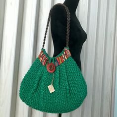 Hand Knit Hobo Bag,Lining And Pocket Inside,Exotic Coconut/ Leather Handles. Green Crochet Satchel Bag For Shopping, Knit Tote Shoulder Bag, Chic Knitted Bags For Everyday Use, Knit Crochet Tote Bag For Shopping, Knitted Shoulder Bag For Everyday Use, Green Knitted Shoulder Bag For Everyday, Green Knitted Shoulder Bag, Green Knitted Bags For Everyday Use, Green Knitted Bag For Everyday Use