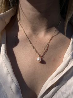 The sweetest and a simple elegant pearl suspended on a fine roll chain to add that perfect touch to any outfit. Simple Elegant, Opal Necklace, Little Miss, Spring Collection, Moonstone, Pearl Necklace, Chain Necklace, Opal, Necklaces