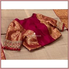 Zari Border Blouse Designs, Border Blouse Designs, Exclusive Saree Blouse Designs, Sarees Traditional, Blouse Designs Catalogue, Saree Blouse Neck Designs, Latest Model Blouse Designs