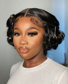 Glitter Makeup Looks, Soft Makeup Looks, Makeup Hacks Beauty Secrets, Soft Glam Makeup, Brown Skin Makeup, Makeup For Black Skin, Glam Makeup Look