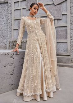 Baju Kahwin, Latest Bridal Dresses, Pakistani Wedding Outfits, Pakistani Fancy Dresses, Salwar Kamiz, Indian Dresses Traditional, Fancy Dresses Long, Traditional Indian Outfits, Pakistani Bridal Dresses