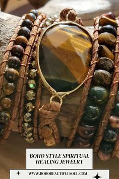 Tiger Eye Stone: Grows confidence and strength, helps ward off negative energy, improves focus, promotes mental clarity, assists in resolving internal conflicts, and builds a safe and strong foundation. Lapis Lazuli Gemstone, Tiger Eye Bracelet, Stone Feature, Tigers Eye Gemstone