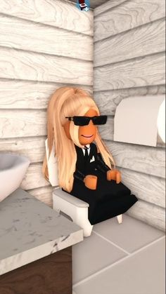 Alaska violet is sitting on the toilet. House Bloxburg, Building