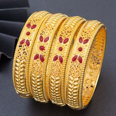 Afraic Jewelry -4pcs/Set Dubai Red Gold Color Bracelet Bangles For Women Wife wedding Two-color Bangles France Africa India Handmade Jewelry Style: Classic Shape\pattern: Geometric Plating: Pure Gold Color Model Number: b9 Metals Type: copper Material: Metal Gender: Women Function: Period Tracker Fine or Fashion: Fashion Compatibility: All Compatible Bracelets Type: Bangles Model Number:3256802648661956 Gold Bangles For Women, Period Tracker, Color Bracelet, Bangles For Women, Jewelry Style, Copper Material, Colorful Bracelets, Pure Gold, Shape Pattern