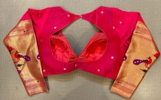 Beautiful dark pink Paithani full sleeves saree blouse. Buy designer blouse in USA from Pure Elegance. Disclaimer: The actual product may vary slightly from the image. These are custom orders, hence expect slight variation in color, placement of the motif or buta. ESTIMATED DELIVERYBecause this is a custom order, it would take about 4 weeks from the date of purchase. RETURN POLICY: This product is a custom order and cannot be returned or exchanged. Full Sleeves Saree Blouse, Pink Paithani, Blouse Corset, Banarasi Sari, Designer Sari, Saree Blouses Online, Blouse Designer, Corset Blouse, Saree Style