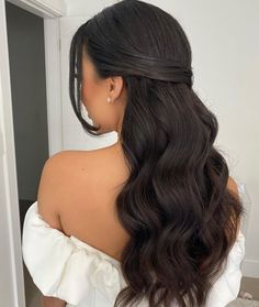 Bridal Hair Half Up, Bridal Hair Down, Wedding Hair Half, Bridesmaid Hair Makeup, Bridal Hair Inspiration, Wedding Guest Hairstyles, Wedding Hair Inspiration, Hairdo For Long Hair, Hair Stylist Life