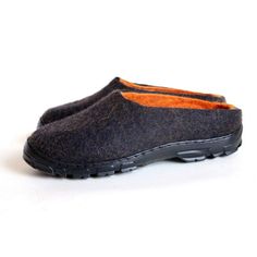 Winter Outdoor boiled wool slippers, woolen clogs,  felted shoes for Men. Indoors winter slippers. CUSTOM Wool color.  Size US 6.5 -US 13.5 -  FREE SHIPPING -- These felted shoes will keep your feet warm, dry and aerated. Handmade Felt Clogs. We use organic eco friendly wool for to make these wool clogs. Each pair of felt boots is handmade to fit your foot length. Snow proof and freeze proof. Perfect pair to walk freezing cold, snow and regular cold winter day. Keep Calm and Keep Your Feet Toast Felted Shoes, Wool Clogs, Felt Boots, Felt Shoes, Freezing Cold, Mens Winter Boots, Winter Slippers, 70th Birthday Gifts, Wool Slippers