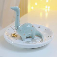 Dinosaur Jewelry Dish - Freshie & Zero Studio Shop Ceramic Trinket Dish, Dinosaur Jewelry, Jewellery Dish, Lisa Angel, Cerámica Ideas, Sweet Jewelry, Tanah Liat, Clay Diy Projects, Keramik Design