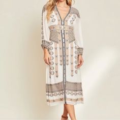 Veronica Beard Julianna Embroidered Button-Front Long Sleeve Dress - Nwt Size: 6 Colors: Off White, Brown, Black & Golds Details Veronica Beard's Julianna Printed Midi-Dress Features A V-Neck And Button-Front Closure. Bracelet-Length Blouson Sleeves Finish This Flowing Style. V-Neck Bracelet-Length Sleeves Button-Front Closure 100% Viscose Dry Clean Only Imported Mariposa Dress, Orange Midi Dress, Velvet Cocktail Dress, Snake Print Dress, Chiffon Midi Dress, Rust Dress, Silk Print Dress, Racerback Dress, Midi Cocktail Dress