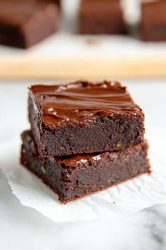 Indulge in a guilt-free treat with these decadent Greek yogurt zucchini brownies. The rich and fudgy texture will satisfy your sweet tooth while sneaking in some veggies for added nutrition. Perfect for dessert or an afternoon snack, these brownies are a crowd-pleaser that everyone will love. Give this healthier twist on a classic favorite a try today!