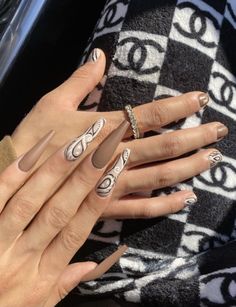 Couples Nails Ideas, Couple Nails Matching, Gold Nails Prom, Matching Nails