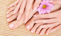 Pedicure En Gel, Unghie Malate, Gel Pedicure, Hand And Foot Care, Gel Polish Manicure, Foot Soak, Clear Nail Polish, Toenail Fungus, Nail Fungus