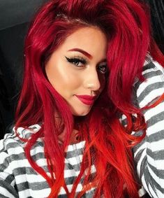 Red Hair On Dark Skin, Arctic Fox Hair Color, Dark Red Hair, Bright Red Hair, Red Hair Color, Brazilian Human Hair, Cool Hair Color, Hair Color Trends, Hair Highlights