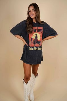 Cowboy Take Me Away Graphic Tee – Blushing Brunette Plot Holes, Oversize Tshirt Outfits, Cute Boyfriend, Shirt Dress Outfit, Looks Country, Graphic Tee Outfits, Rodeo Outfits