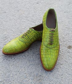 Crafted Leather Unique Yellow Green Oxford Genuine Embossed Crocodile Texture Leather Dress Shoes on Storenvy Crocodile Texture, Quality Leather Boots, Alligator Shoes, Alligator Crocodile, Crocodile Shoes, Custom Design Shoes, Leather Dress Shoes, Leather Dress, Stylish Shoes