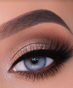 Evening Eye Makeup, Pretty Eye Makeup, Makeup Eyeshadow Palette