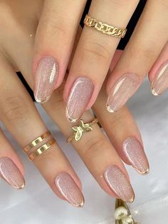 Transform Your Nails with 24pcs Full Cover Short Oval Shape Glitter Gold Edge Decor False Nails & 1pc Double-Sided Tape & 1pc Nail File | SHEIN USA Gold Tip Nails French, Gold Accent Nails, Gold Tip Nails, Gold Accent Nail, Engagement Nails, Pedi Ideas, Ombré Nails, Glamour Nails, Christmas Gel Nails