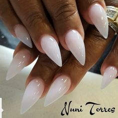 Classy Almond Nails, Nails Holiday, Classy Nail, Nails Classy, Milky Nails, Nails Easy, Easy Nails, Stiletto Nails Designs, Her Nails