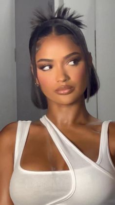 Short Frontal Styles, Frontal Short Wig Hairstyles, Short Hair Frontal Styles, Bob Frontal Hairstyles For Black Women, Bob Frontal Wig Hairstyles, Hair Styles For Short Relaxed Hair, Short Bob Frontal Hairstyles, Short Straightened Hair Black Women, Styling Short Relaxed Hair Black Women