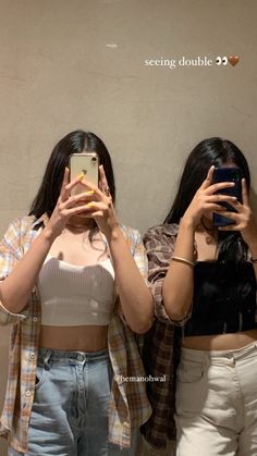 Twinning outfit with bestie💌🌷 Captions For Twinning Clothes, Twinning Outfit Captions Instagram, Twinning Clothes Captions, Twining Outfit Captions For Instagram, Bestie Twinning Outfit, Twins Quotes Aesthetic, Twinning Outfits Friends Caption, Girls Day Out Instagram Story, Twinning Outfits Caption