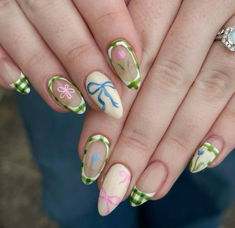 Green Nails For Spring, Bouquet Nails, Pastel Green Nails, Spring Time Nails, Frog Nails, Time Nails, Girly Nails, Hannah Jones, Nail Appointment