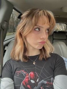 spiderman Blonde And Brown Layered Hair, Hairstyles Gen Z, French Braid Drawing, Gen Z Hair, Braids Reference, Prom Braids, Braid Drawing, Shoulder Length Hair With Bangs, Men Prom