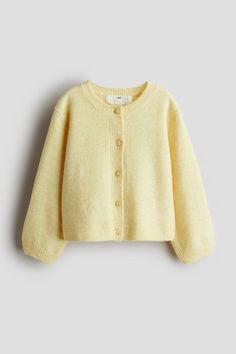 Cardigan in a soft  fine knit. Round neckline  buttons at front  gently dropped shoulders  and long sleeves. Ribbing at neckline  cuffs  and hem. Yellow Long Sleeves, Cute Clothing Boutiques, H&m Cardigan, Preppy Clothes To Buy, Coastal Granddaughter Clothes, Yellow Cardigan Outfit, Basic Clothes Essentials, Yellow Outfit Ideas, Cute Winter Clothes