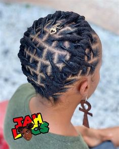 beginner short hair dreads styles. There are any references about beginner short hair dreads styles in here. you can look below. I hope this article about beginner short hair dreads styles can be useful for you. Please remember that this article is for reference purposes only. #beginner #short #hair #dreads #styles How To Start Dreadlocks, Hairstyles Dreads, Short Dreads, Crown Queen, Dreads Styles, Dread Hairstyles, Dreadlock Hairstyles