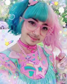 Fairy Kei Makeup, Harajuku Hairstyle, Goth Kawaii Fashion, Non Binary Haircuts, Decora Fashion, Cut Your Own Hair, Haircut Tips, Trendy Bob